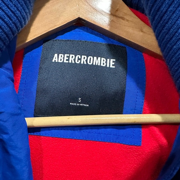 Vintage Y2K Abercrombie & Fitch in trending cobalt Blue Jacket - Picture 2 of 10